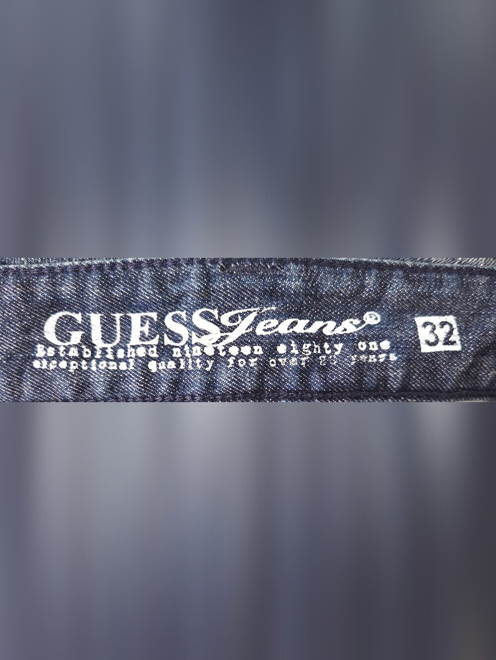 NWT GUESS DAREDEVIL FLARE JEANS. - Picture 4 of 8